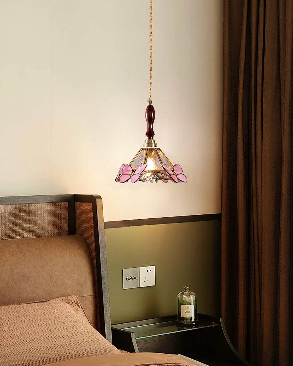 Retro Nance Glass Pendant Lamp — product view 9