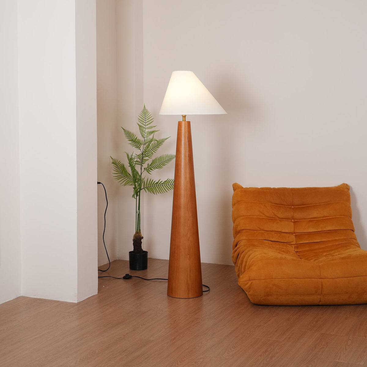 Alvin Wood Floor Lamp — product view 2