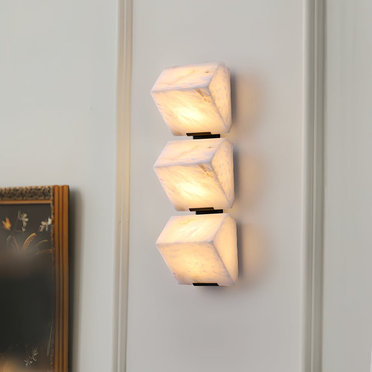 Alabaster Staircase Plug-in Wall Lamp – product view 13
