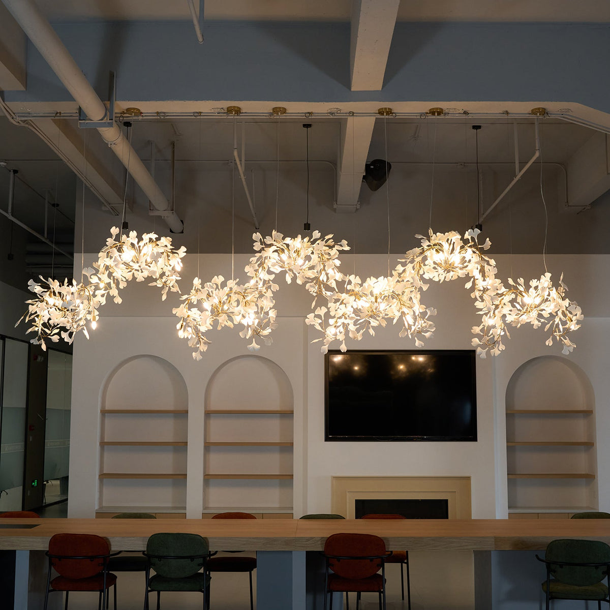 Gingko Chandelier C Style — product view 2