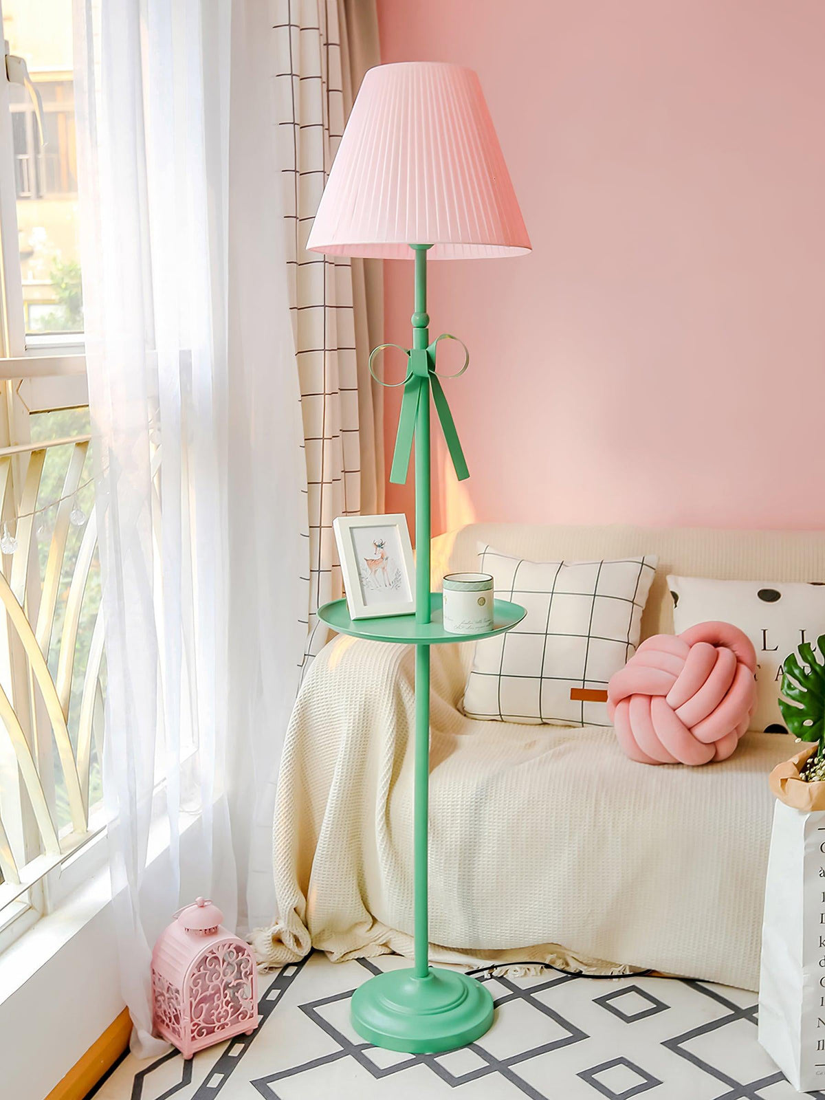 Sara Ribbon Metal Floor Lamp — product view 13