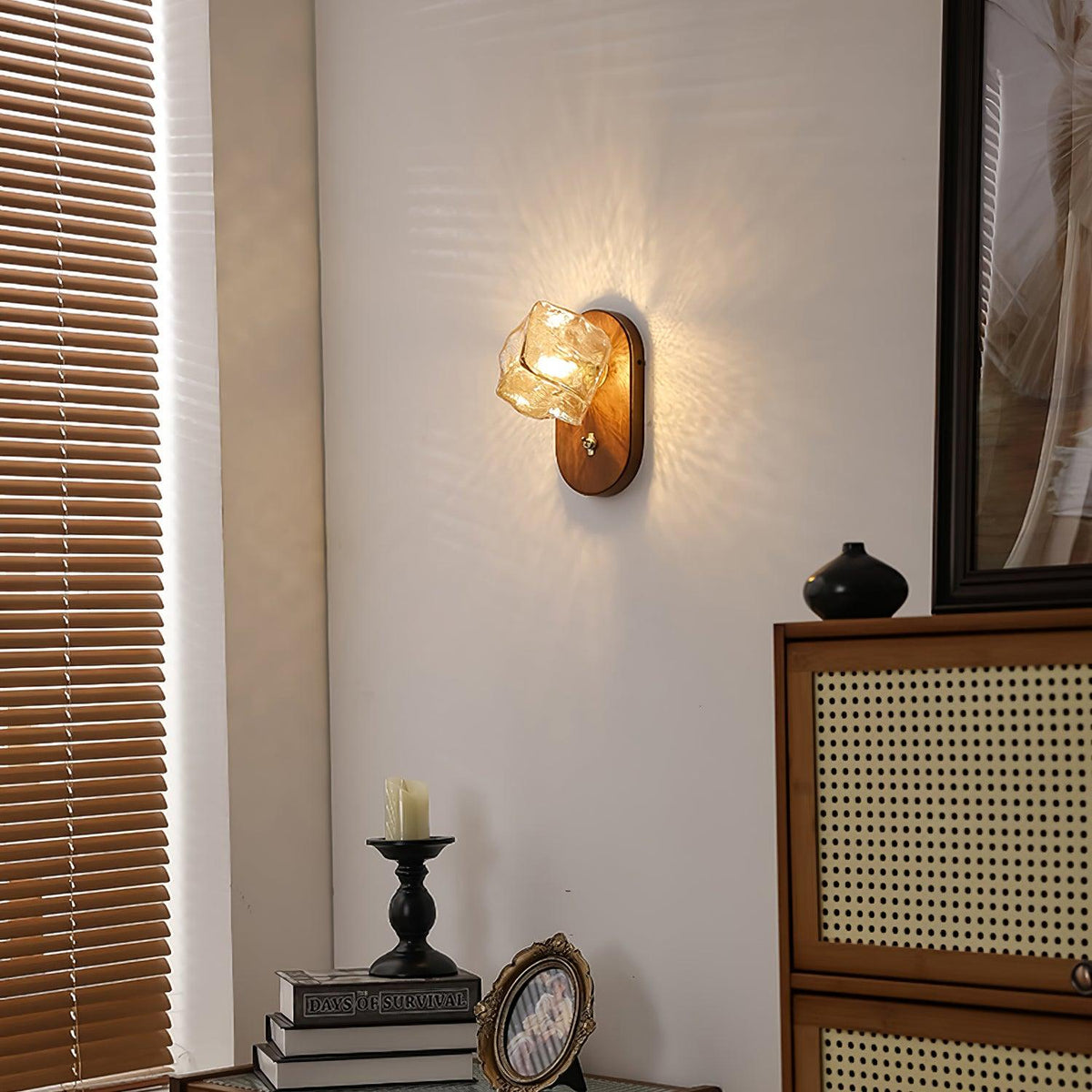 ice Cubes Glass Wall Lamp — product view 3
