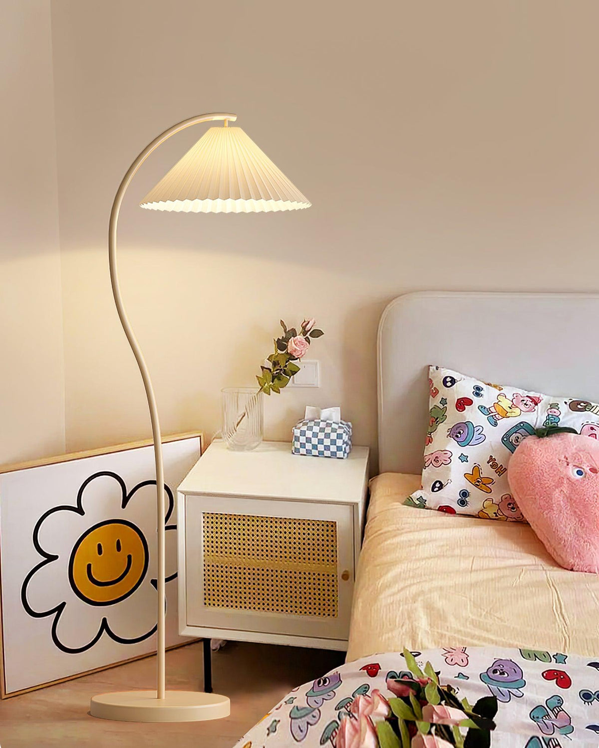 Caprani Tove Metal Floor Lamp — product view 2