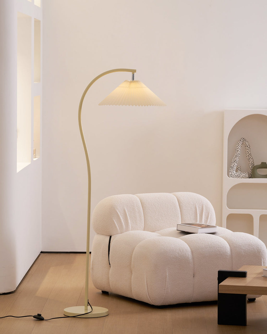 Caprani Tove Metal Floor Lamp — product view 12