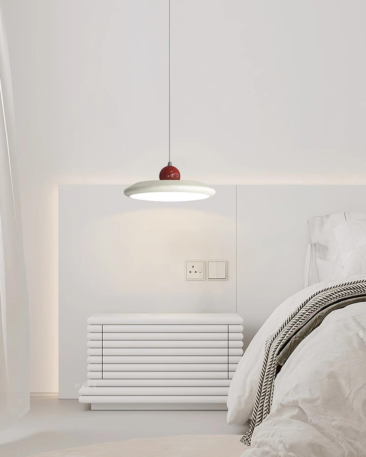 Blakely Metal Pendant Lamp — product view 13