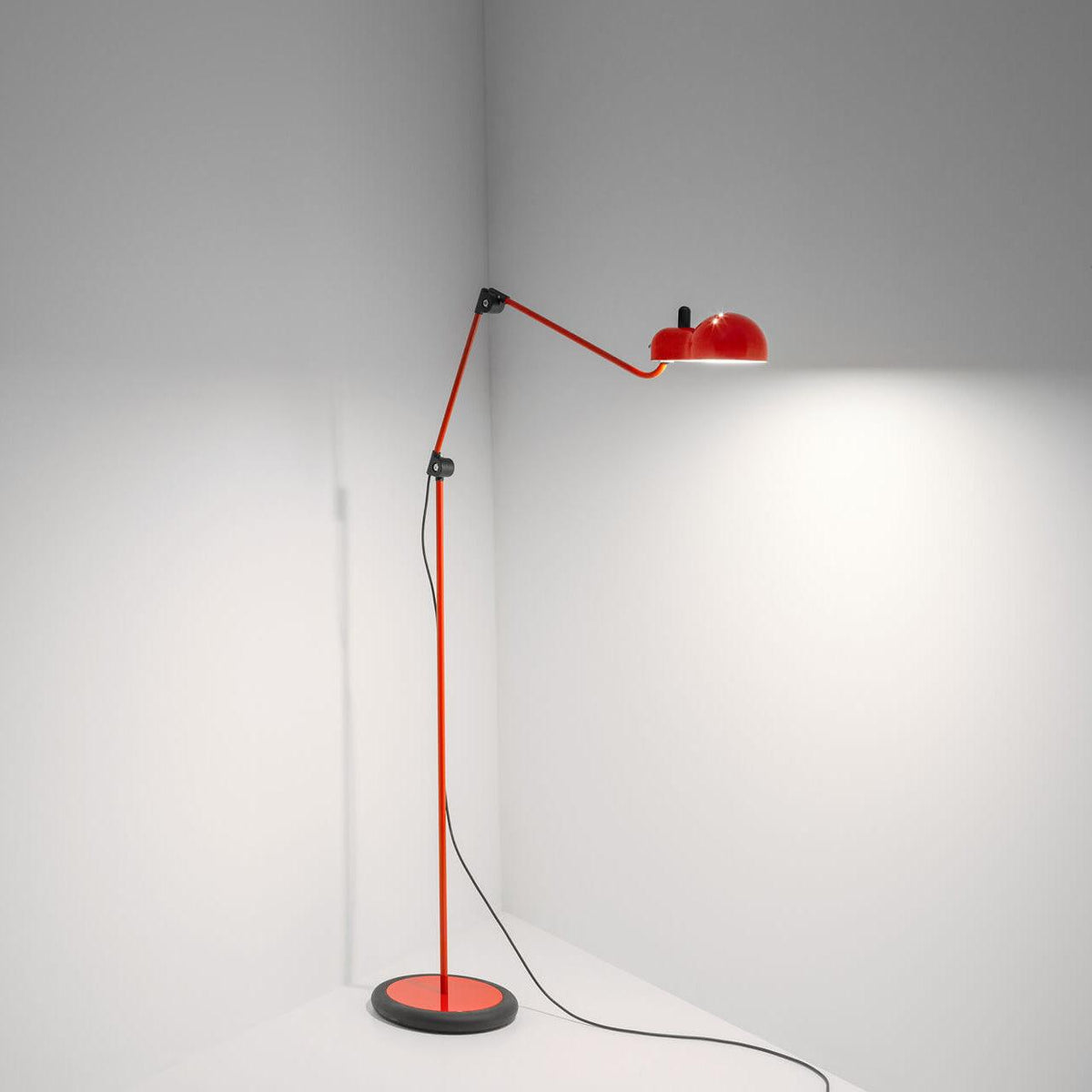 Paolo Metal Floor Lamp — product view 10