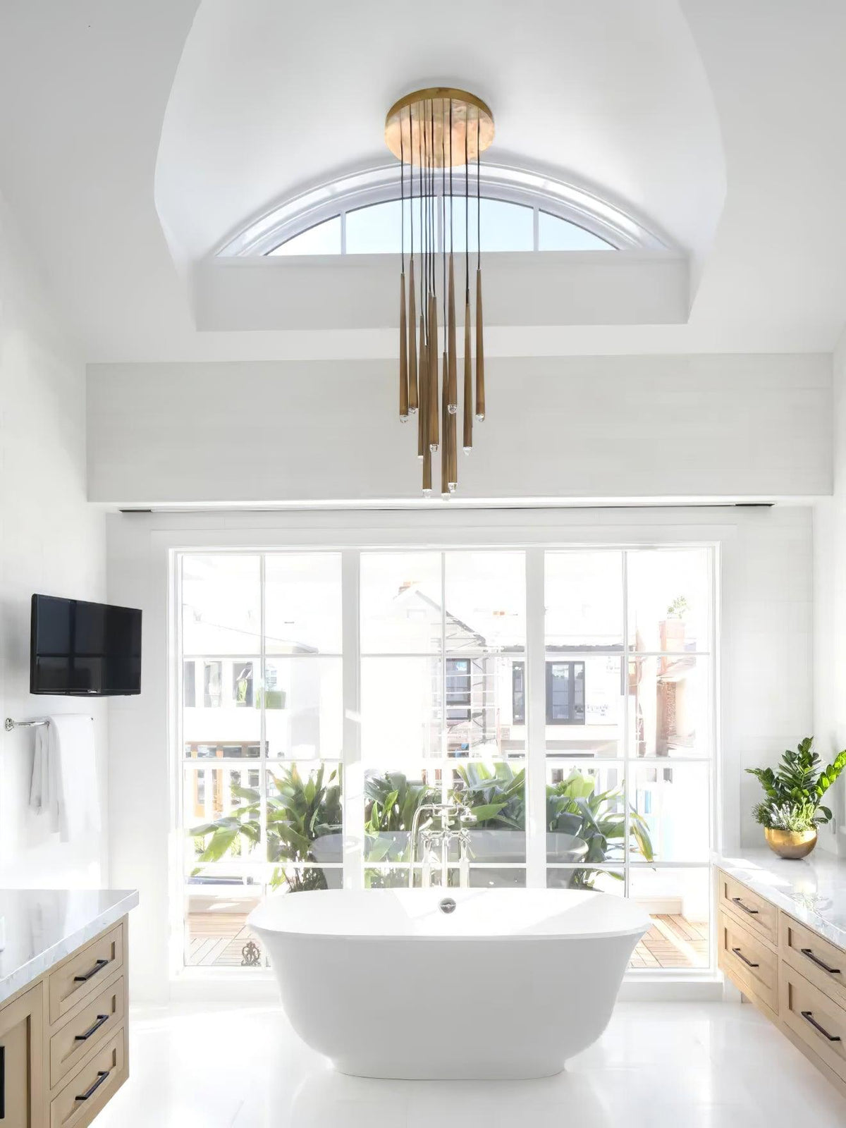 Renaie Round Chandelier — product view 11
