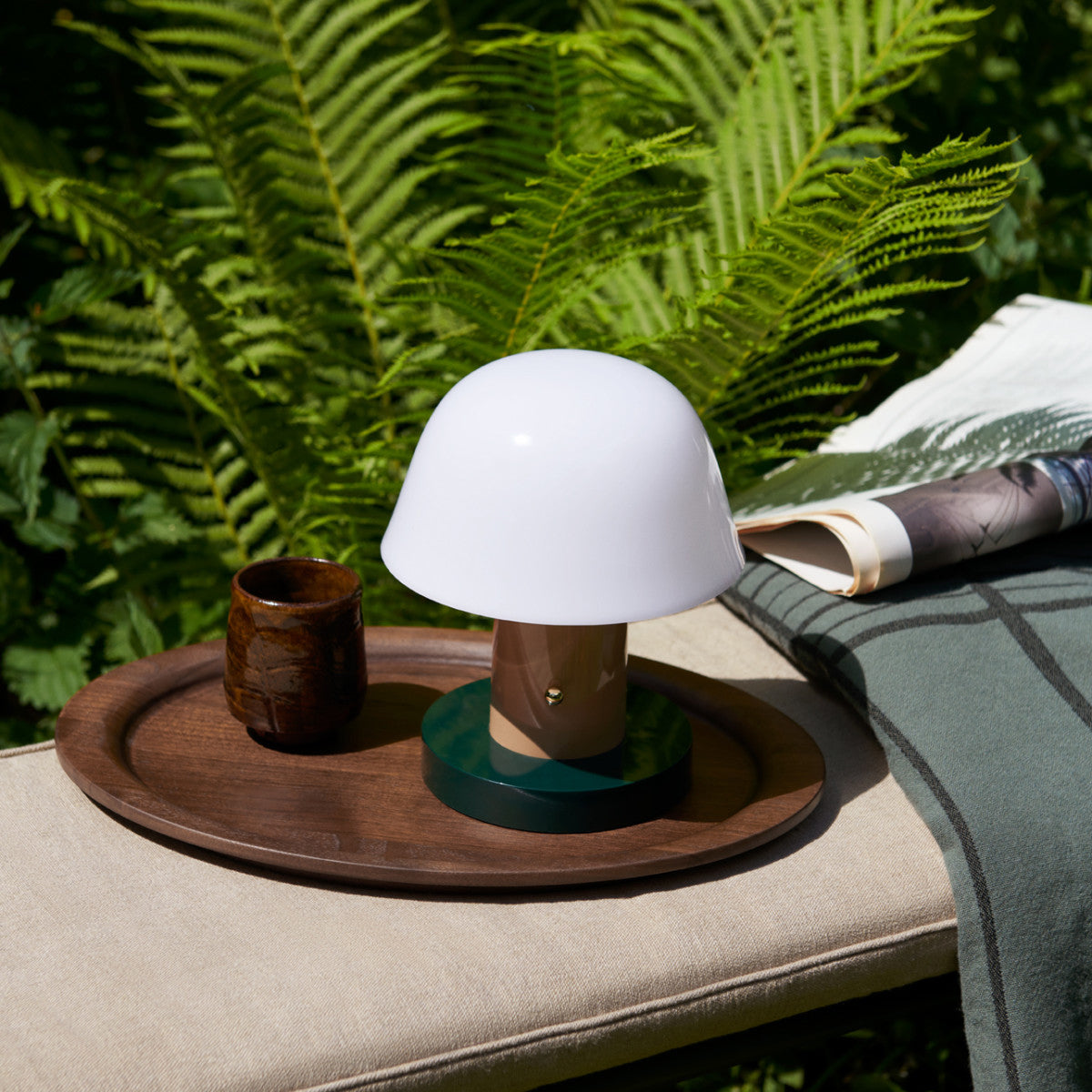 Touch Charge Mushroom Lamp — product view 3