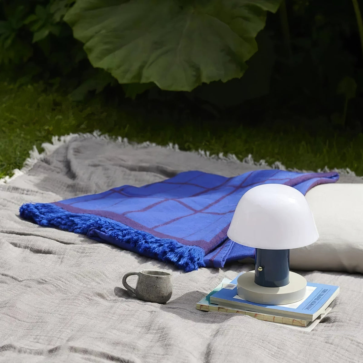Touch Charge Mushroom Lamp — product view 8
