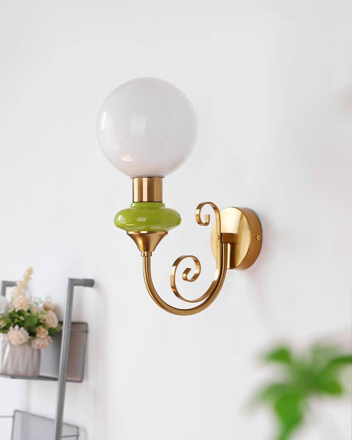 Onyx Glass Wall Lamp — product view 3
