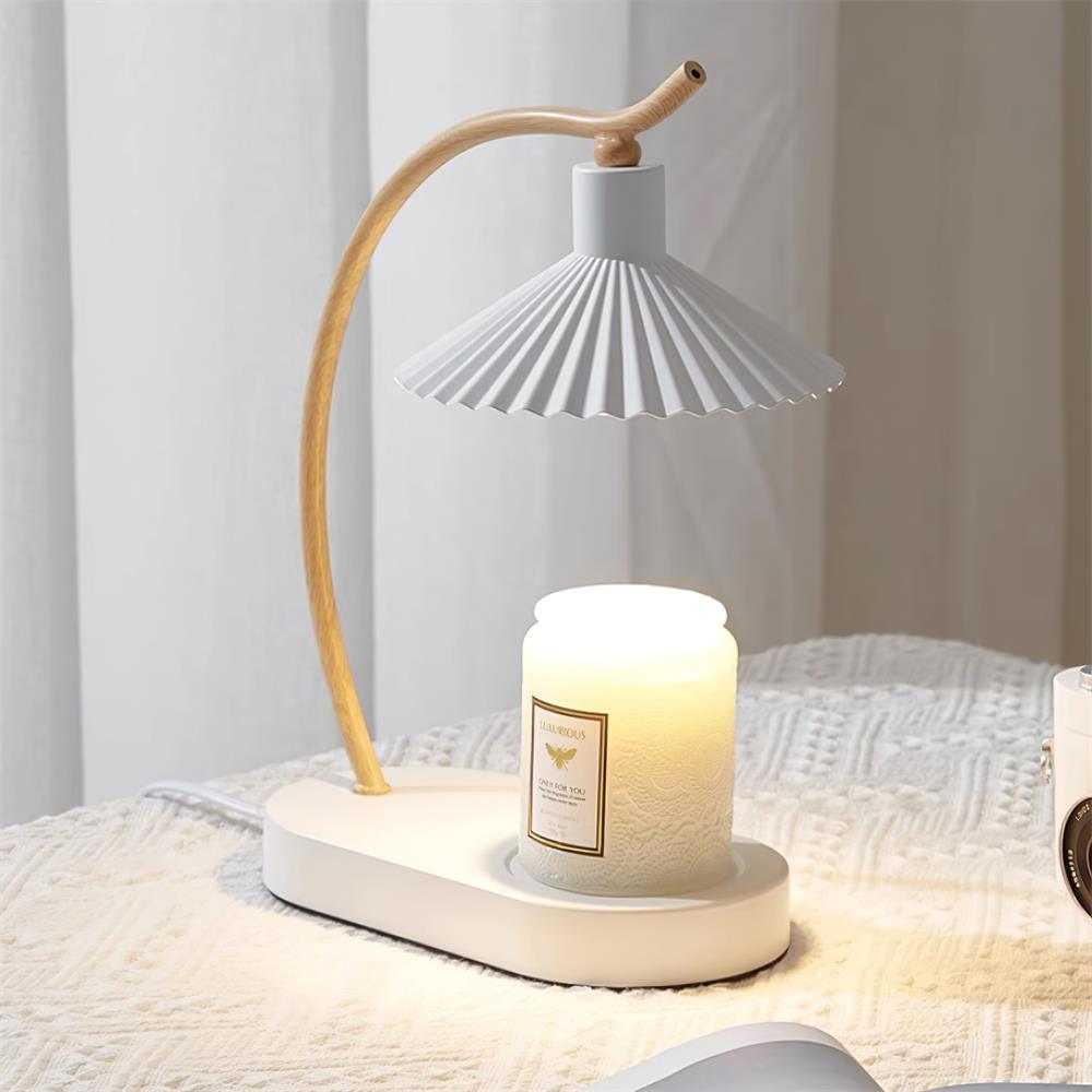 Perla Pleated Metal Table Lamp — product view 12
