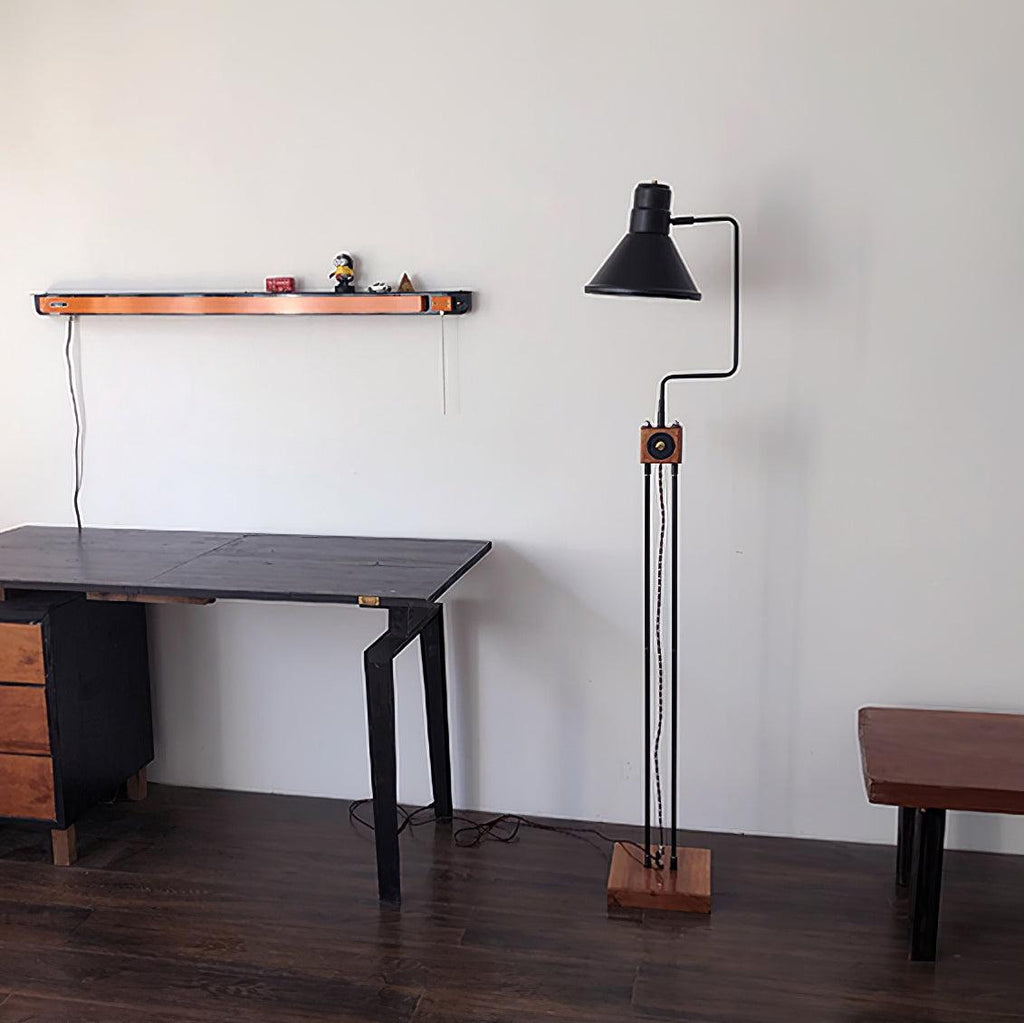 Retro Toia Wood Floor Lamp — product view 16