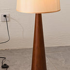 Svelte Floor Lamp — product view 28
