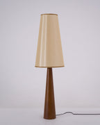 Svelte Floor Lamp — product view 32