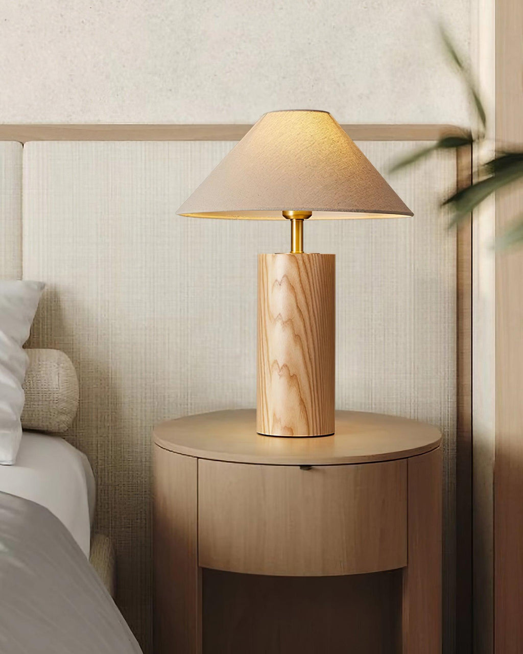 James Wood Table Lamp — product view 6