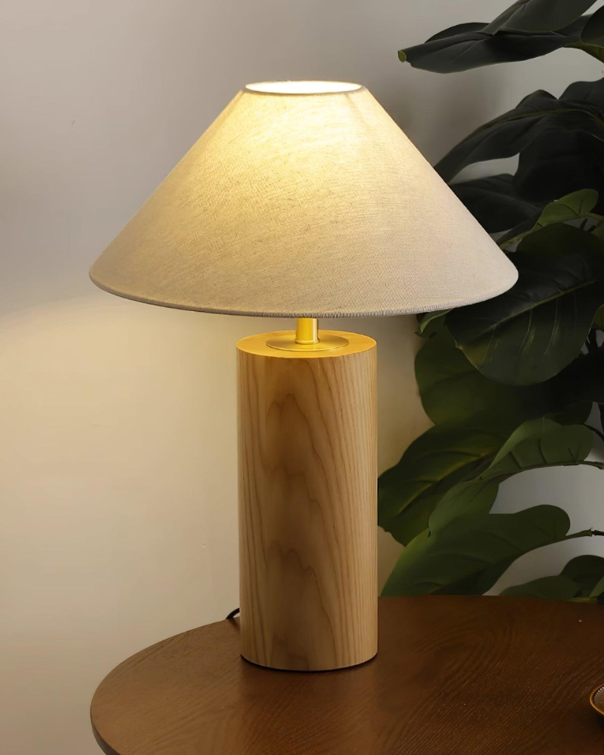 James Wood Table Lamp — product view 12