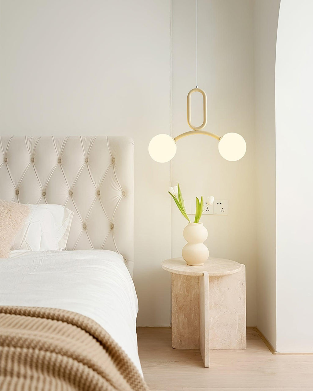 Darla Metal Pendant Lamp — product view 3