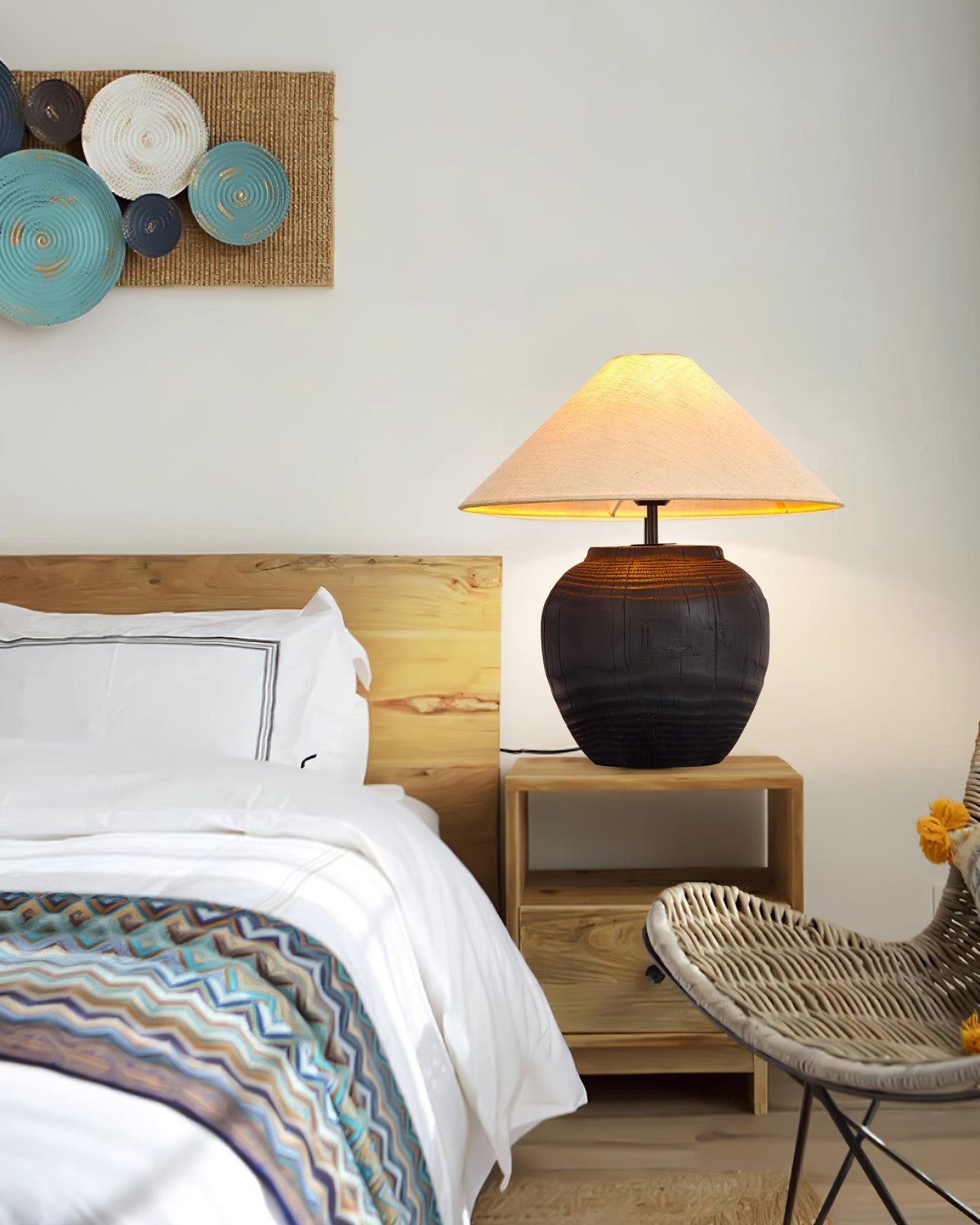 Black Karen Metal Table Lamp — product view 18