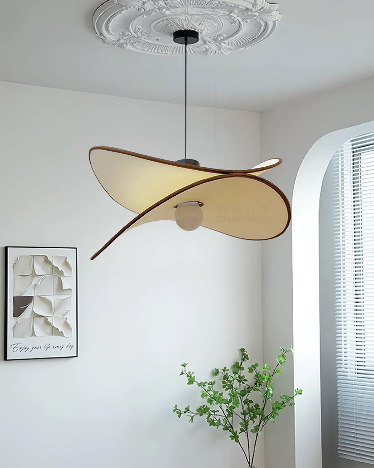 Miley Metal Pendant Lamp — product view 6