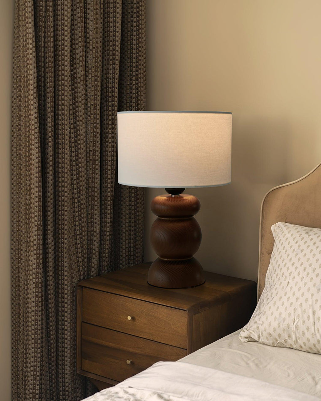Sascha Wood Table Lamp — product view 4