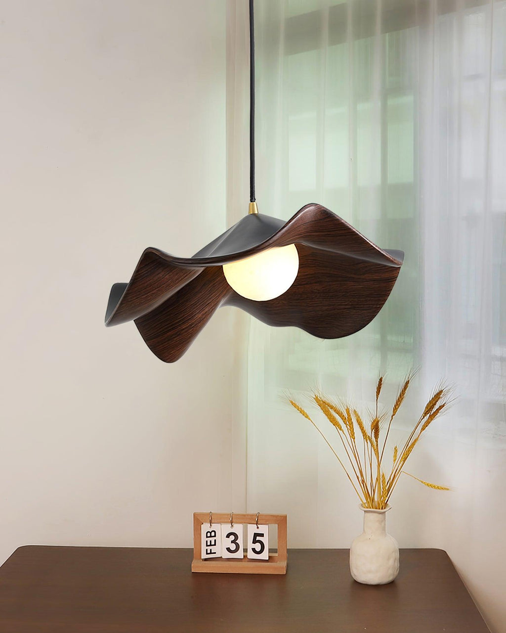 Casia Glass Pendant Lamp — product view 3