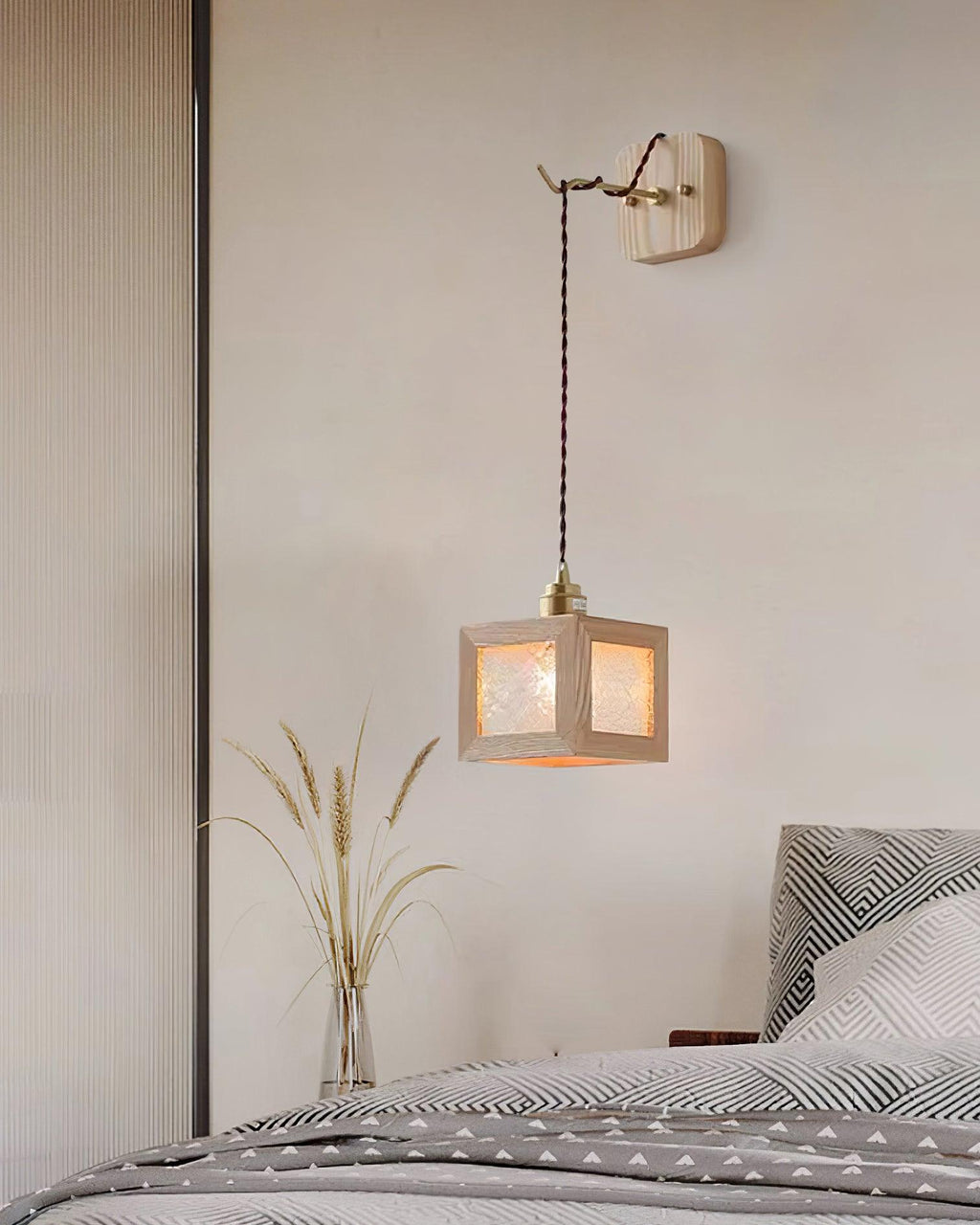 Matilda Wood Wall Lamp — product view 7