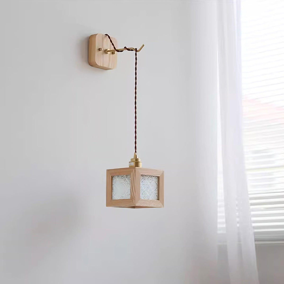 Matilda Wood Wall Lamp — product view 15