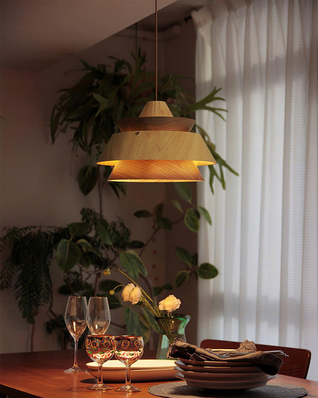 Wood Karwe Pendant Light — product view 3