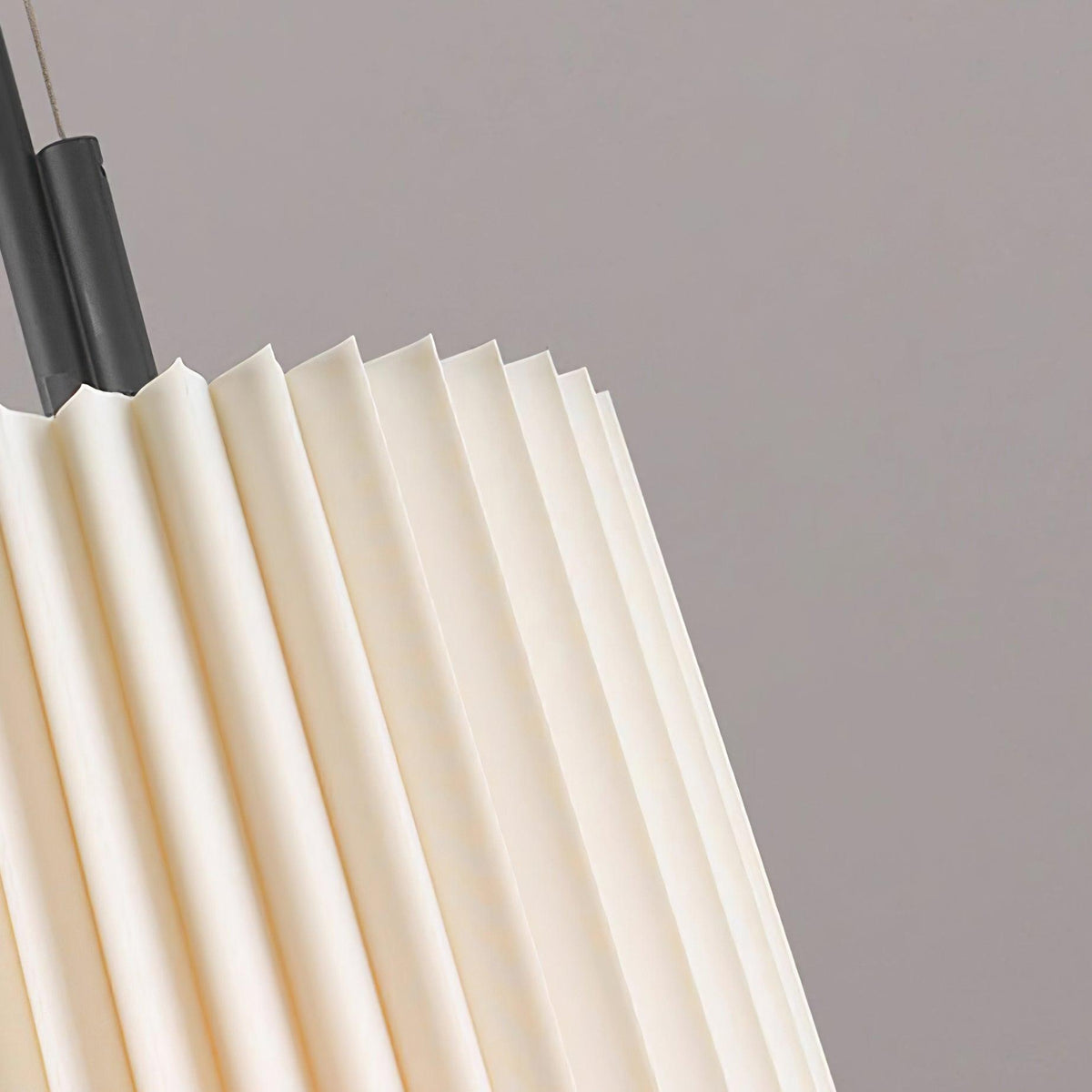 Folie White Metal Pendant Light — product view 13