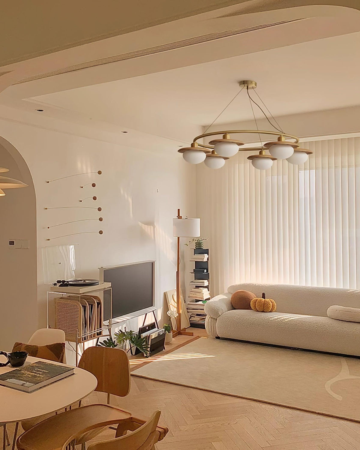 Gama Round Glass Chandelier — product view 7