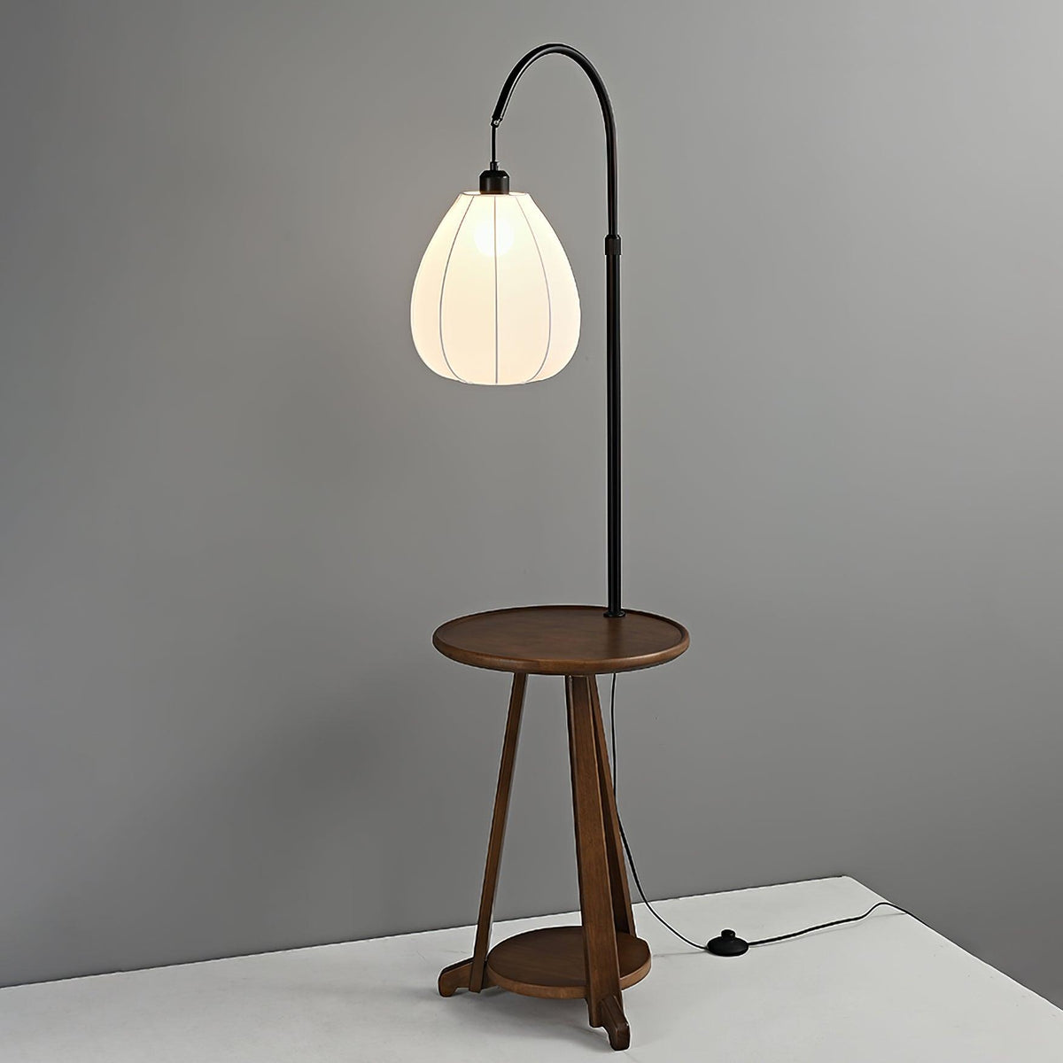 Hector Wood Floor Lamp — product view 7
