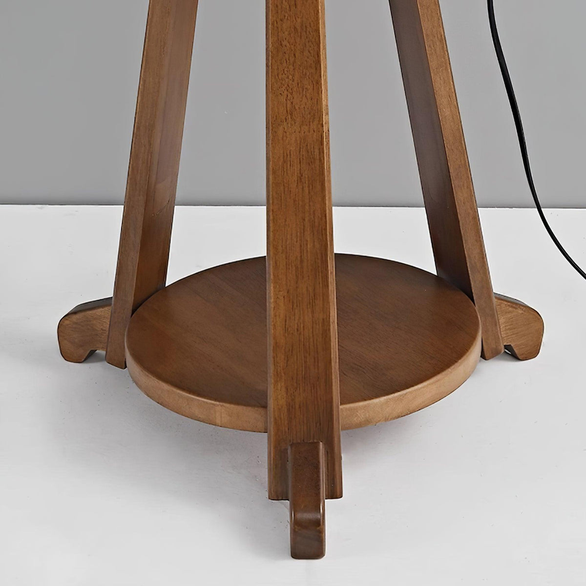 Hector Wood Floor Lamp — product view 13