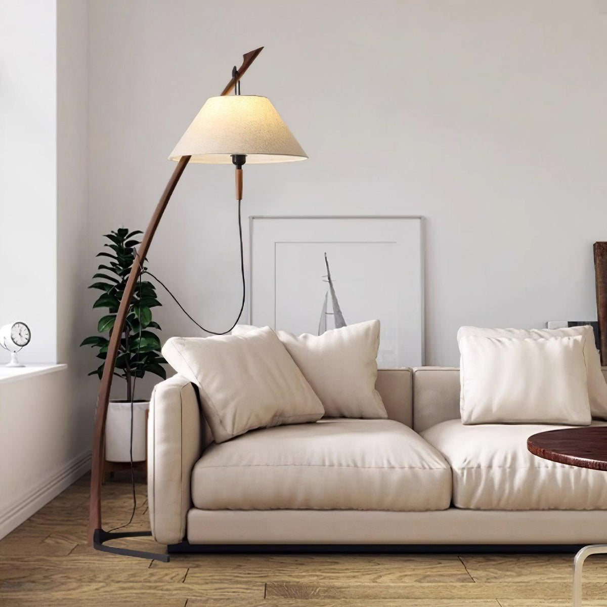 Dornstab Wood Floor Lamp — product view 2