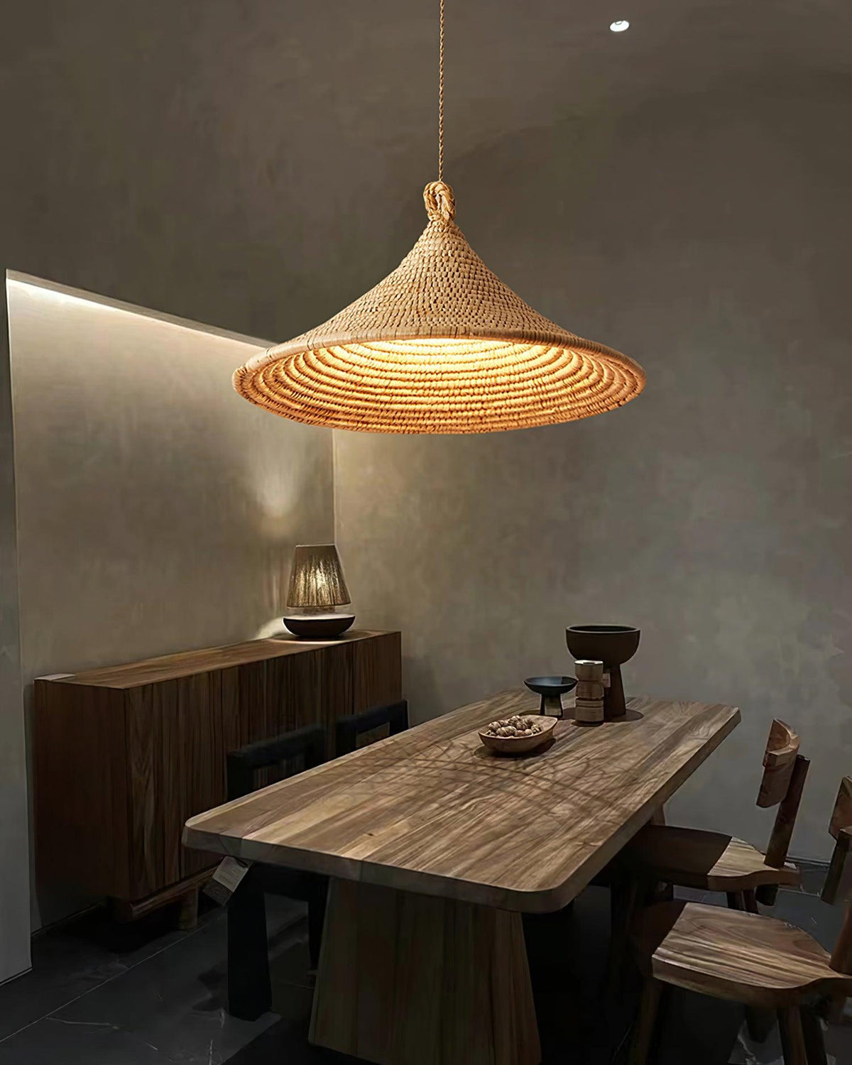Yariah Metal Pendant Lamp — product view 4