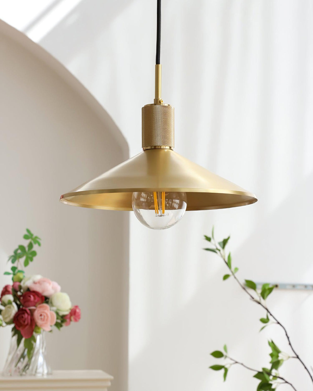 Quentin Brass Pendant Lamp — product view 4