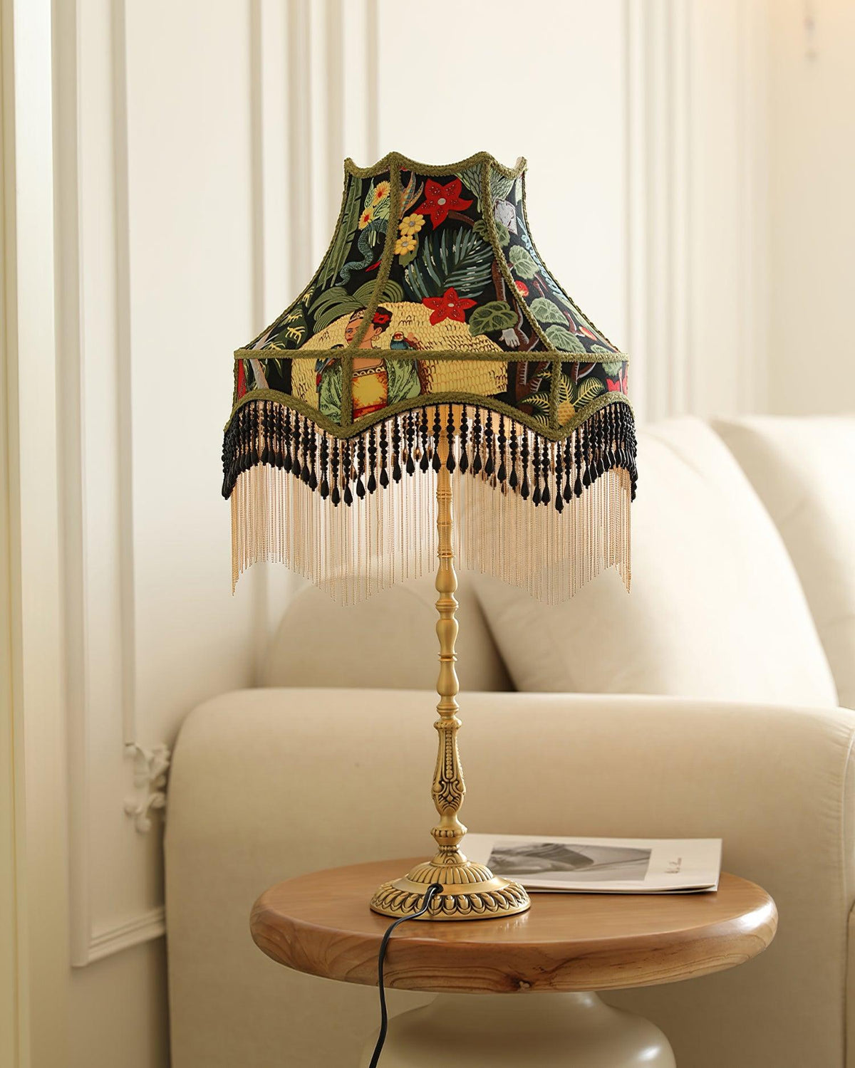 Retro Peony Table Light — product view 4