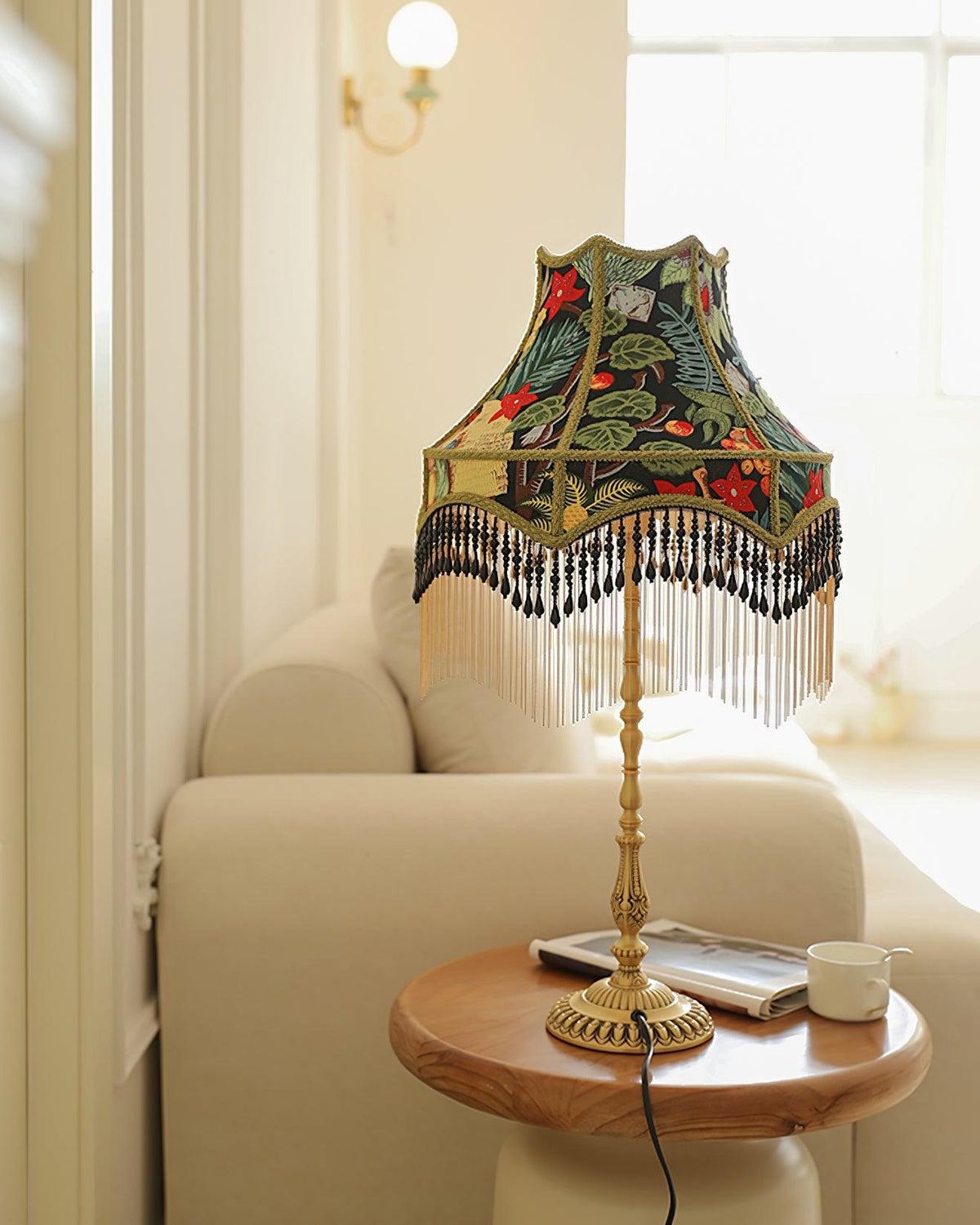 Retro Peony Table Light — product view 8