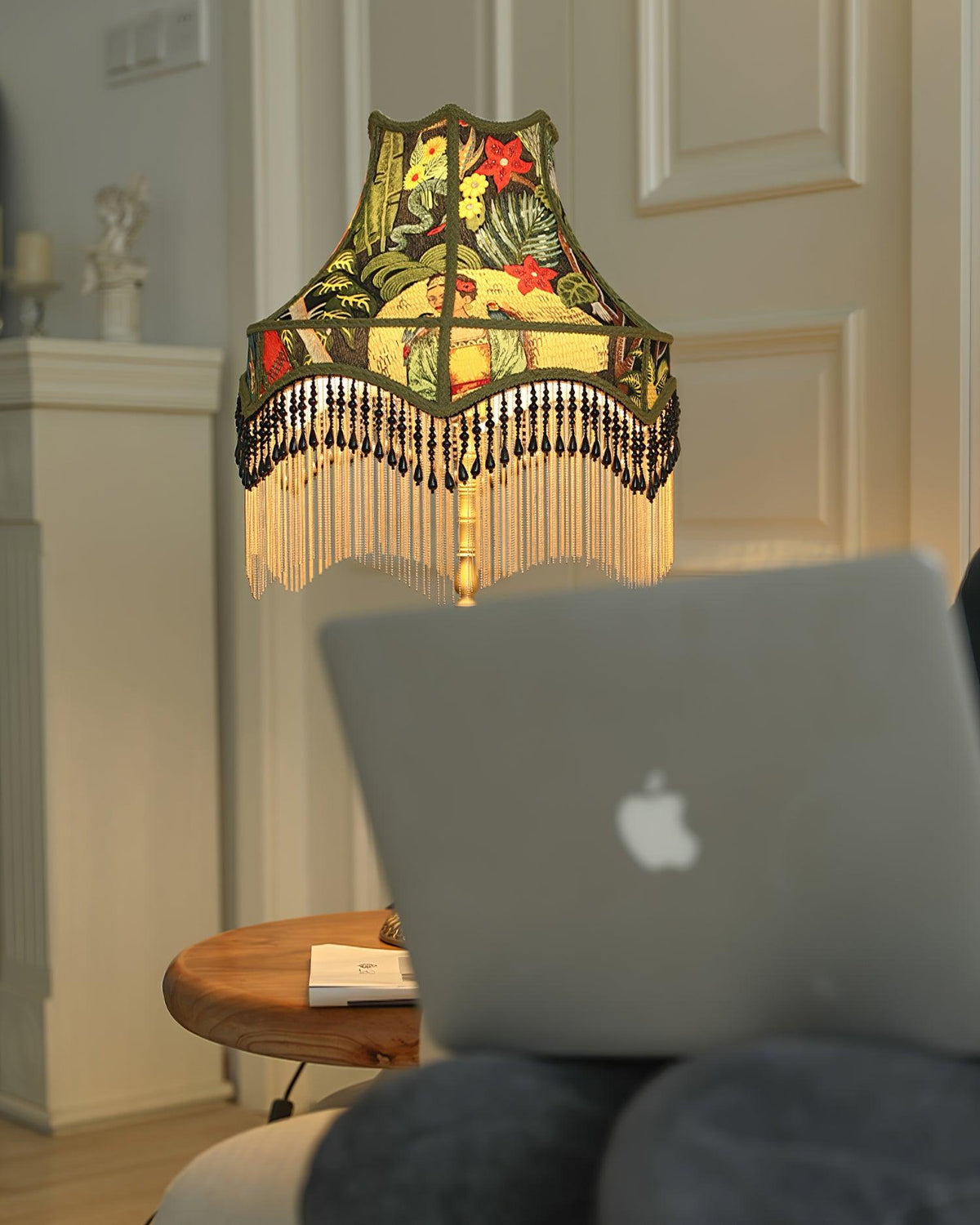 Retro Peony Table Light — product view 14