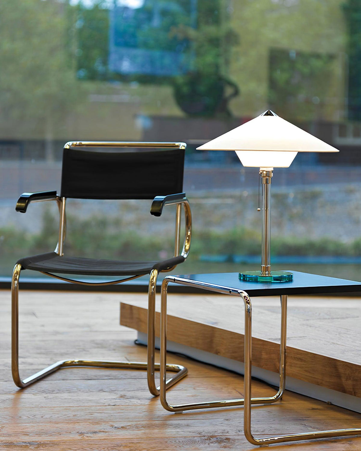 Wagenfeld Glass Table Lamp — product view 9