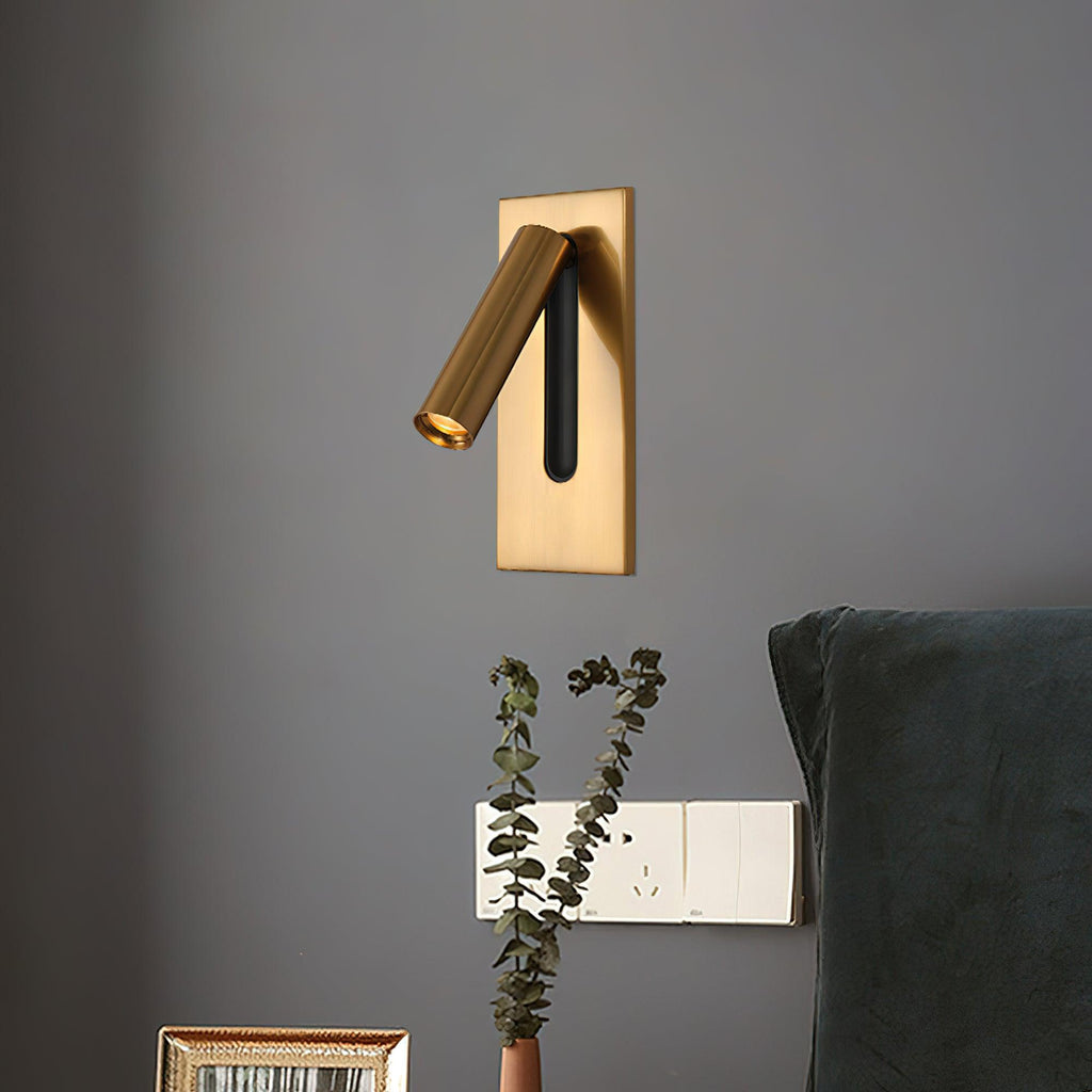 Modern Laiton Metal Wall Lamp — product view 4