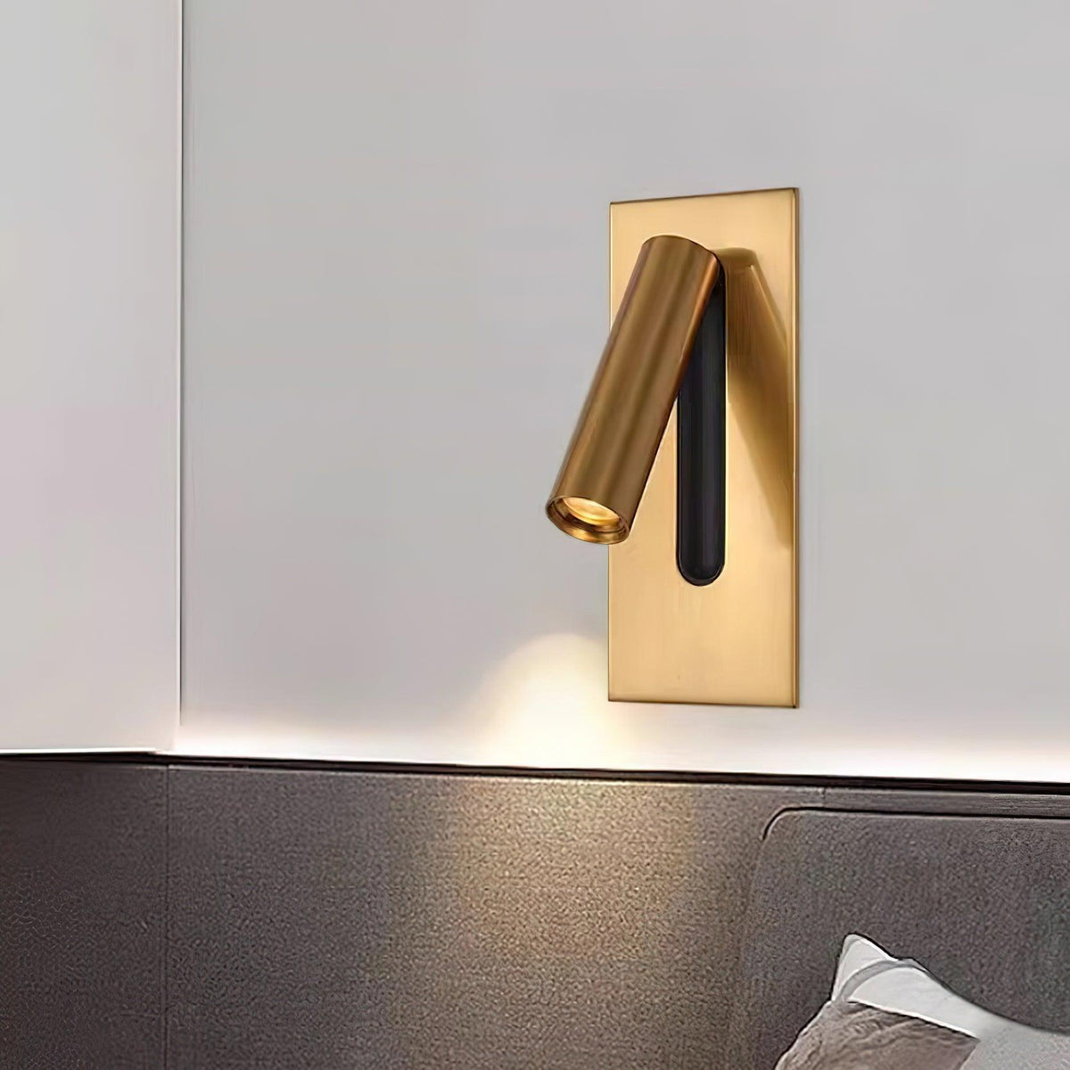 Modern Laiton Metal Wall Lamp — product view 14