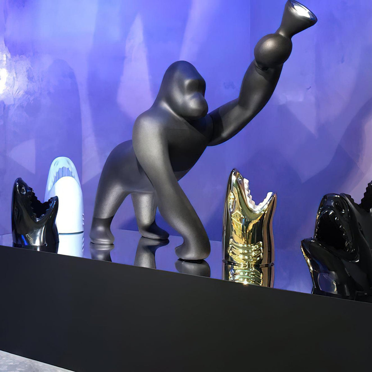Kong Resin Floor Lamp — product view 4