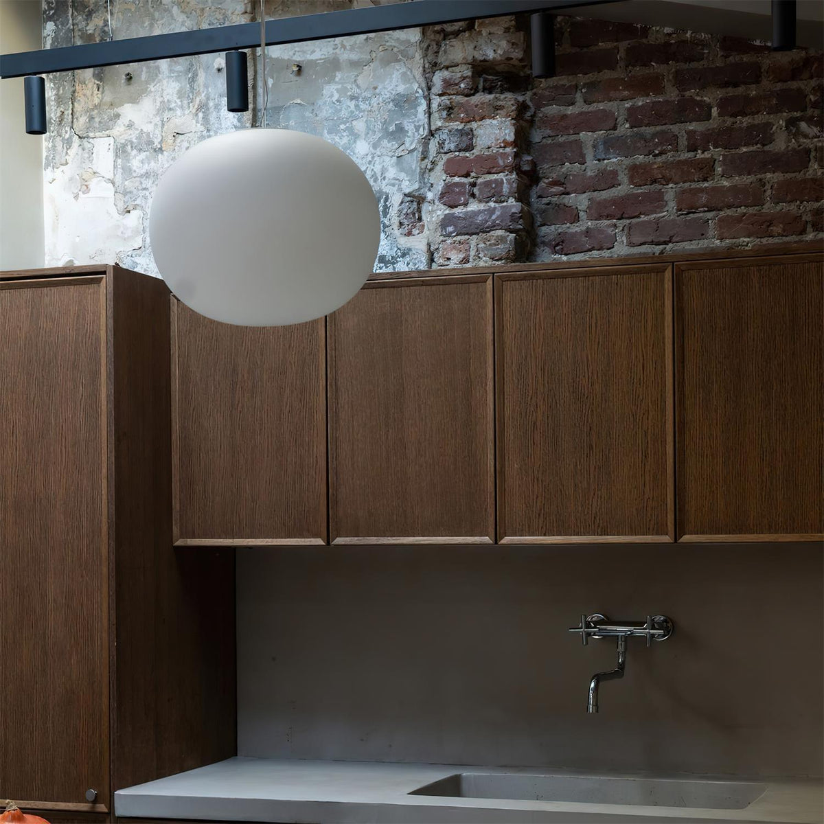 Gloating Glass Pendant Lamp — product view 15