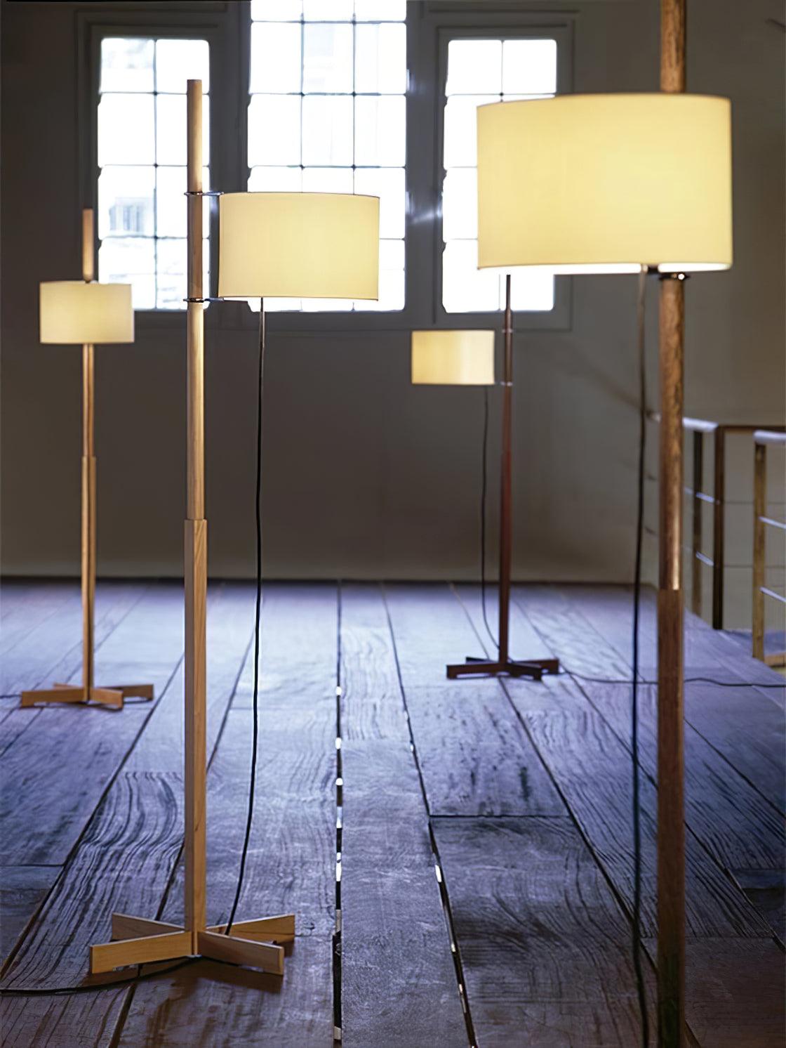Gerald Wood Floor Lamp — product view 3