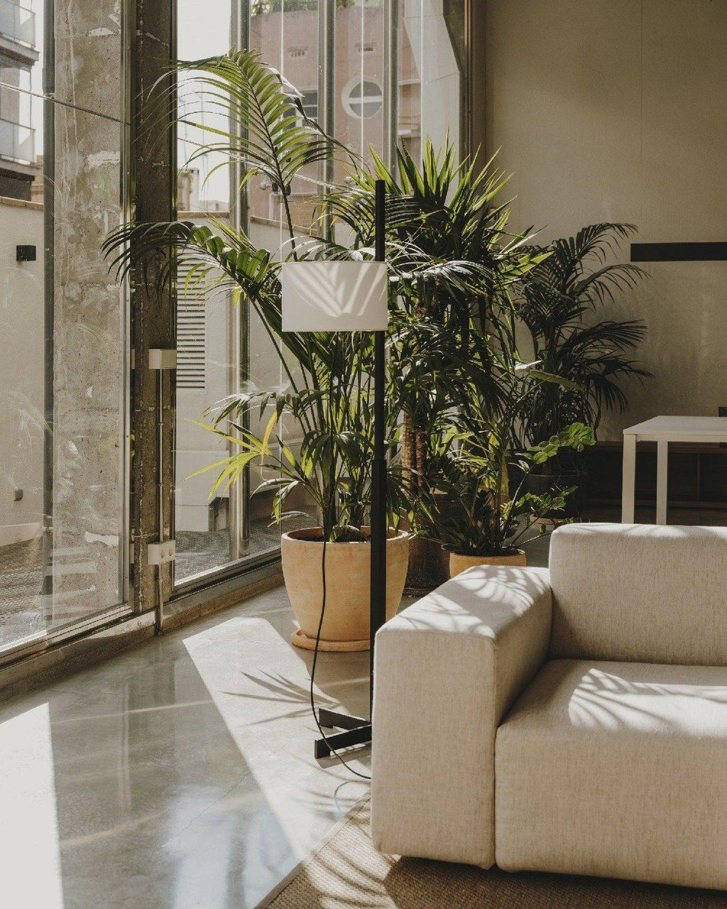 Gerald Wood Floor Lamp — product view 6