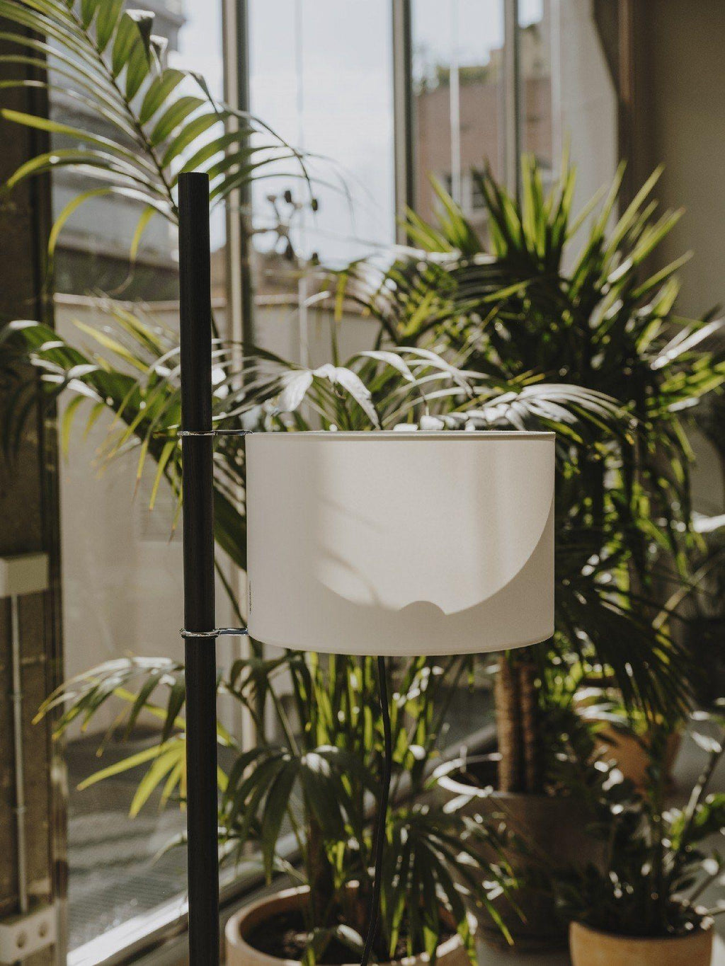 Gerald Wood Floor Lamp — product view 7