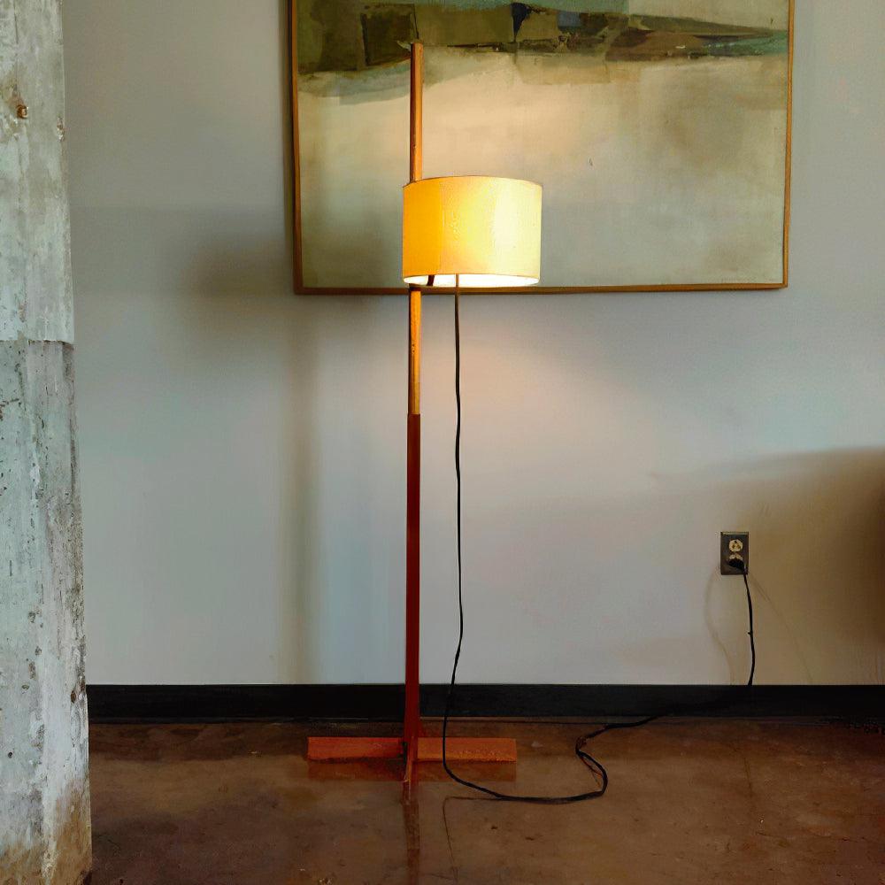 Gerald Wood Floor Lamp — product view 9