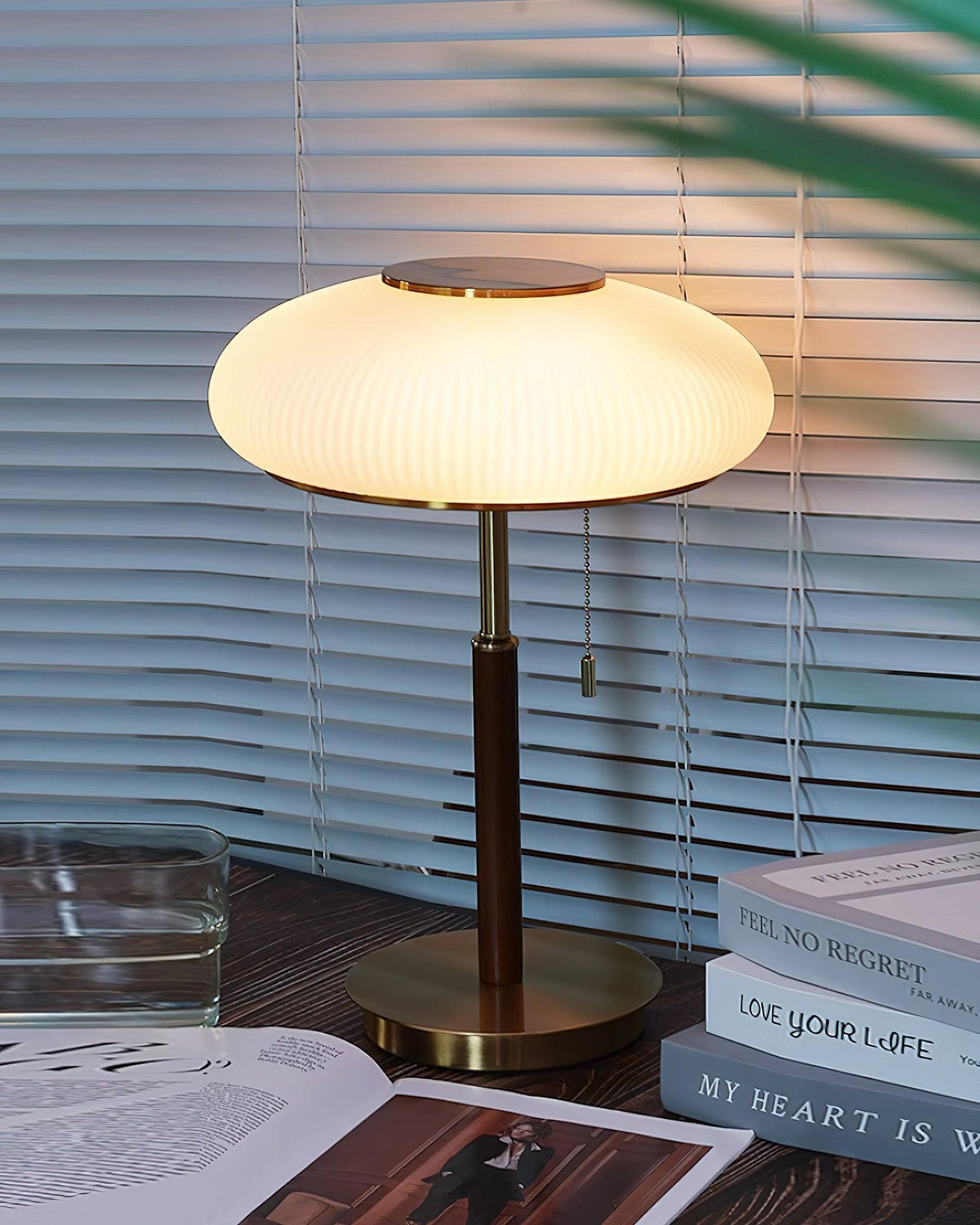 Matsutake Mushroom Glass Table Lamp — product view 10