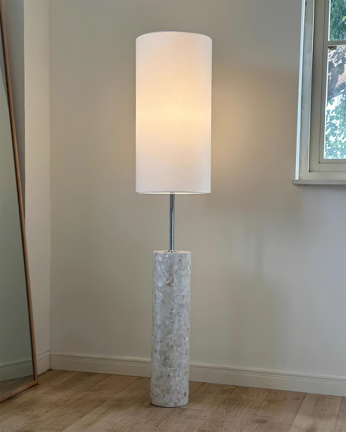 Ollie Floor Lamp 11.8″- 56.2″ — product view 9