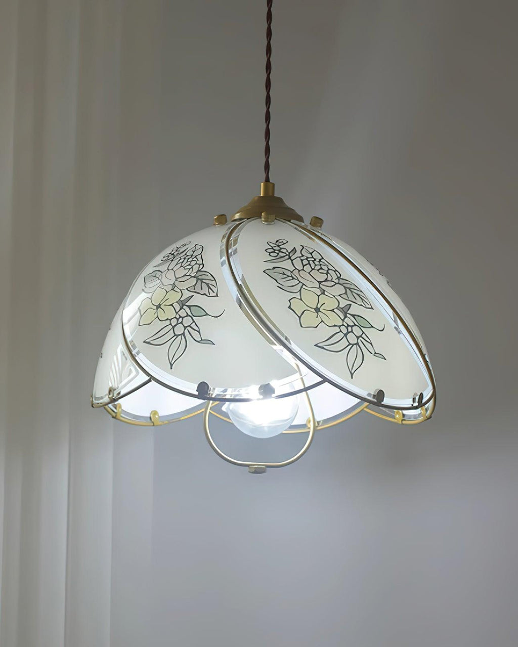 Tiffany Lily Glass Pendant Lamp — product view 12